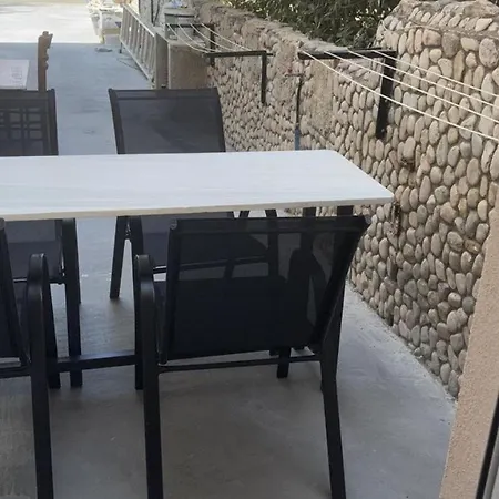 Sunset Realty Apartman