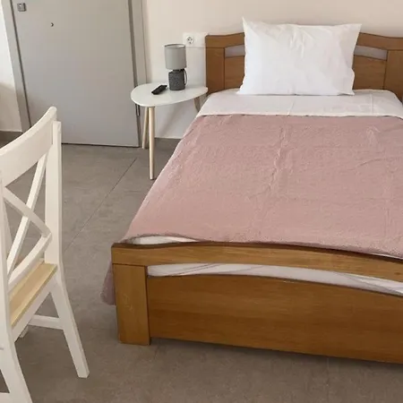 Sunset Realty * Kíni