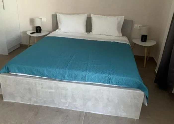 Sunset Realty * Kíni