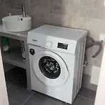 Sunset Realty Apartamento Kini