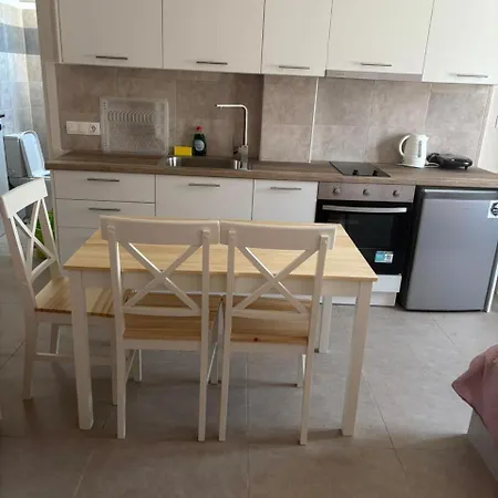 Sunset Realty Apartment